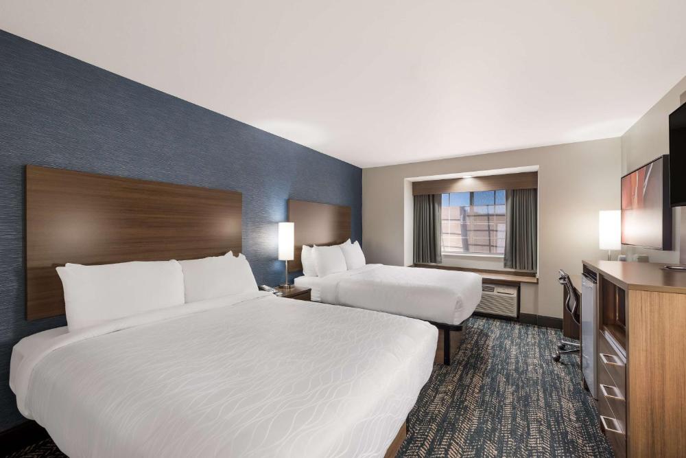 Queen Room with Two Queen Beds and Walk-In Shower - Non-Smoking interior
